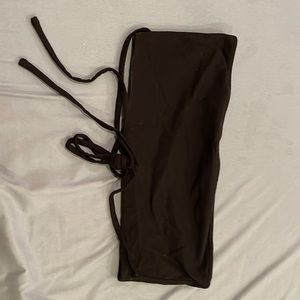 NWT black strap wrap around L